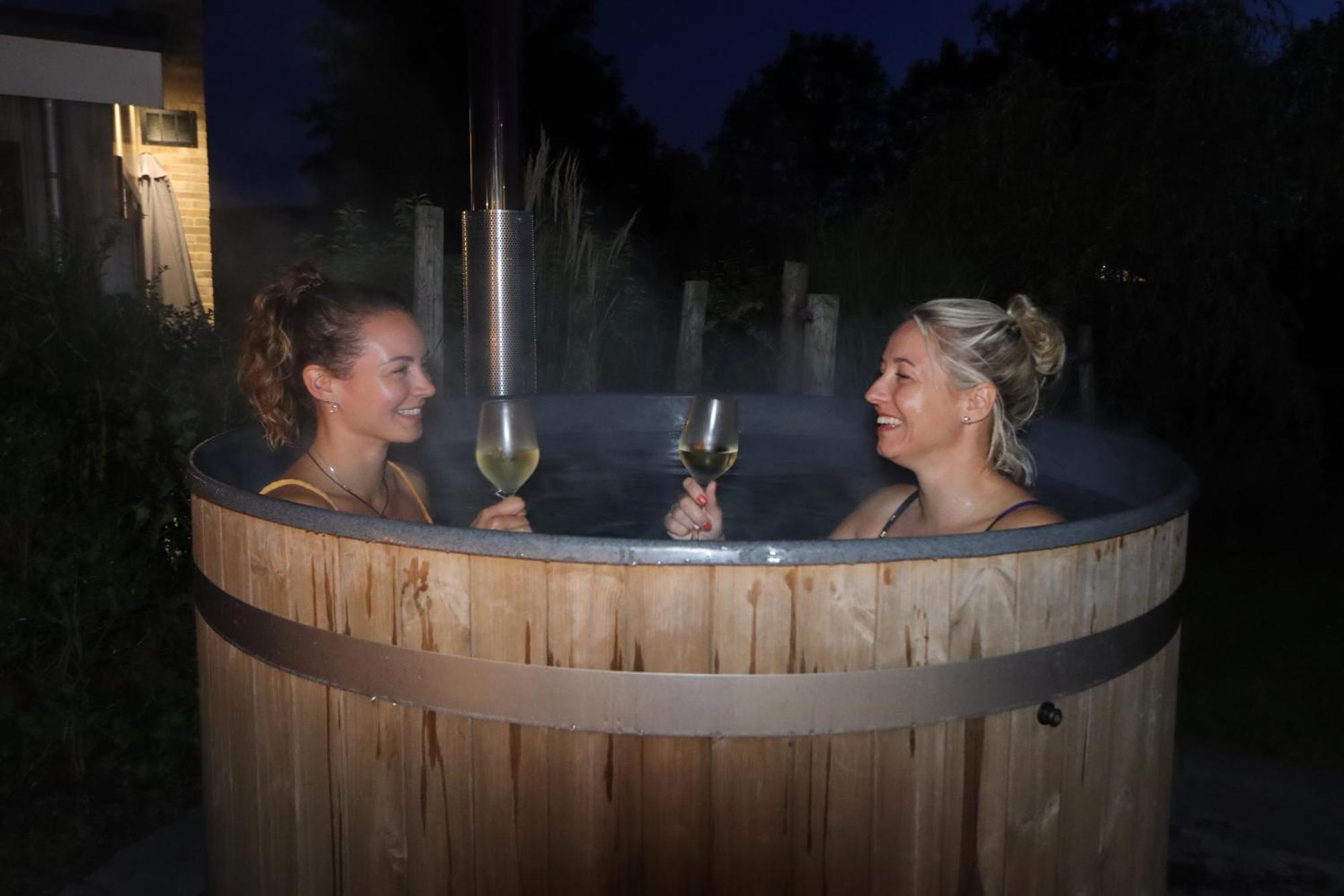 Wellness Chalet Veluwemeer 比丁赫伊曾 外观 照片