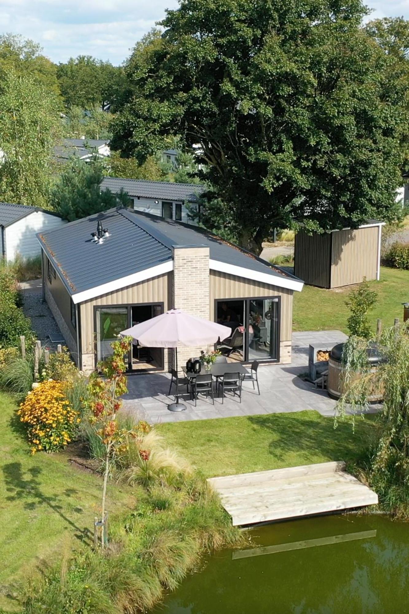 Wellness Chalet Veluwemeer 比丁赫伊曾 外观 照片